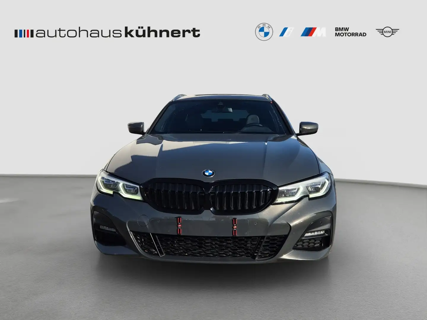 BMW 330 d Touring xDrive Aut. +nur an Händler-Export+ Grau - 2