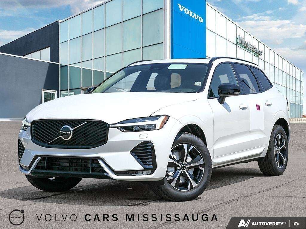 2027 Volvo XC60 B5 AWD Core Dark Theme