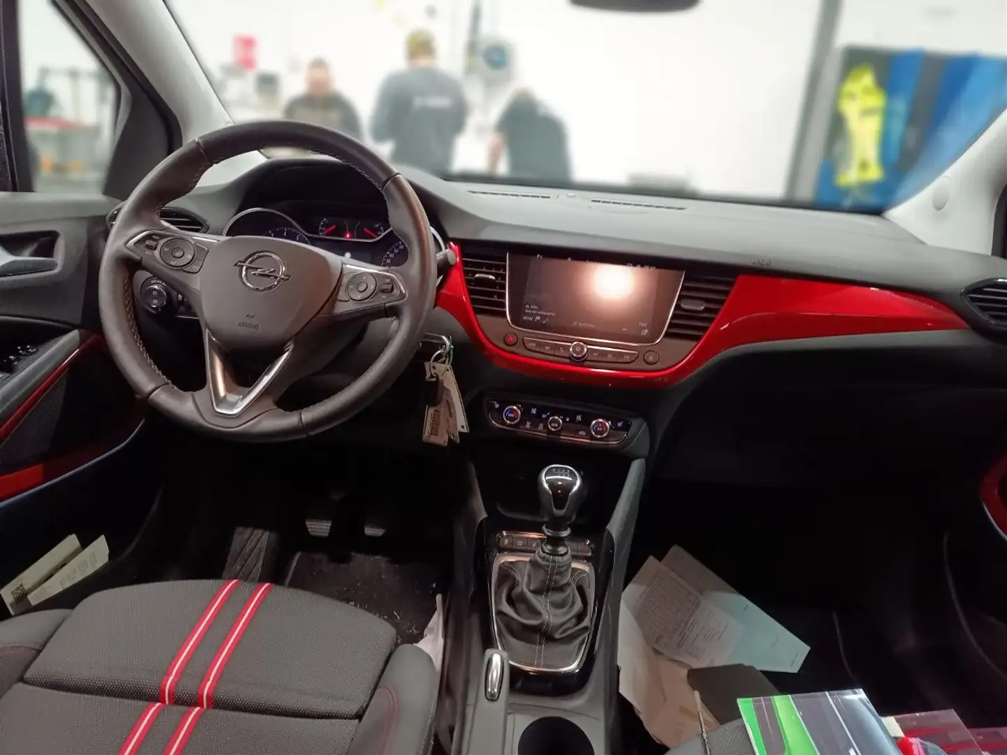 Opel Crossland GS Line +NAVIGATION+AHK+SHZ+ALLWETTER+PDC/KAMERA+ Rot - 2