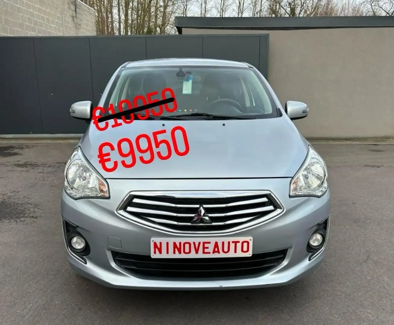 Mitsubishi Attrage 1.2i ClearTec Intense*AUTOMAAT*AIRCO*47000KM Grau - 1