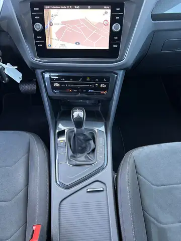 Volkswagen Tiguan view 16