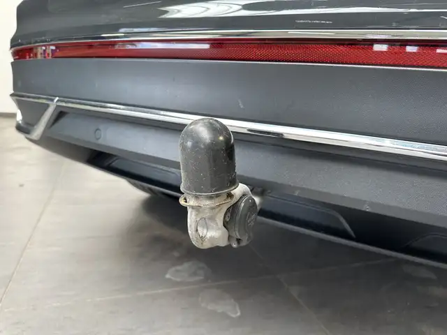 Volkswagen Tiguan view 8