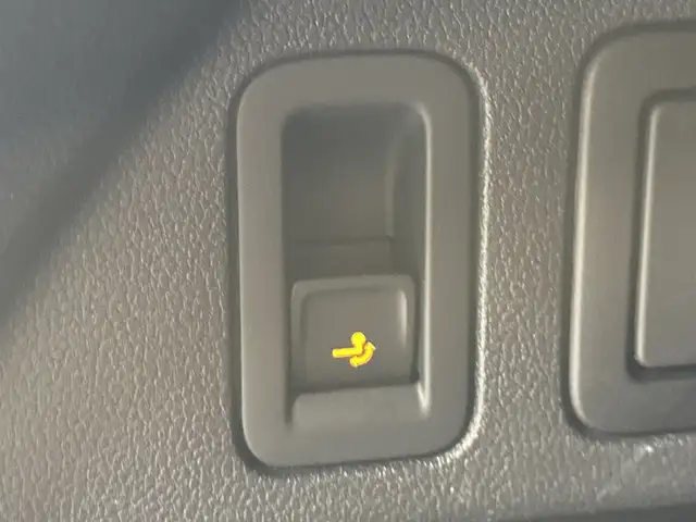Volkswagen Tiguan view 9