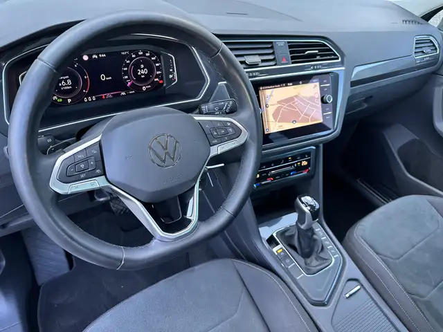 Volkswagen Tiguan view 10