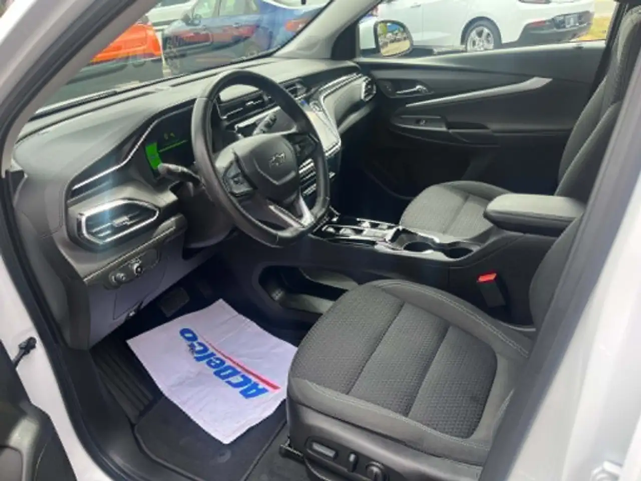 Chevrolet Bolt снимка Chevrolet Bolt