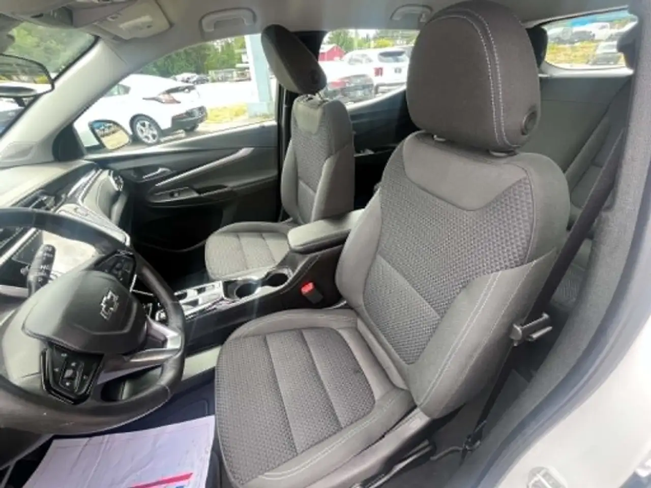 Chevrolet Bolt снимка Chevrolet Bolt