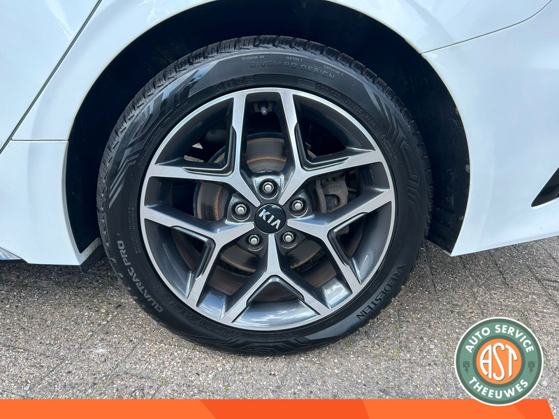 Kia ProCeed / pro_cee'd 1.0 T-GDI GT-Line LPG|PANO|NAVI|CAMERA — photo 6