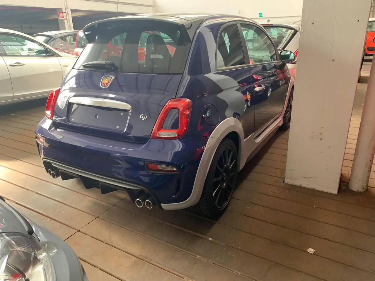 Abarth 695 2021