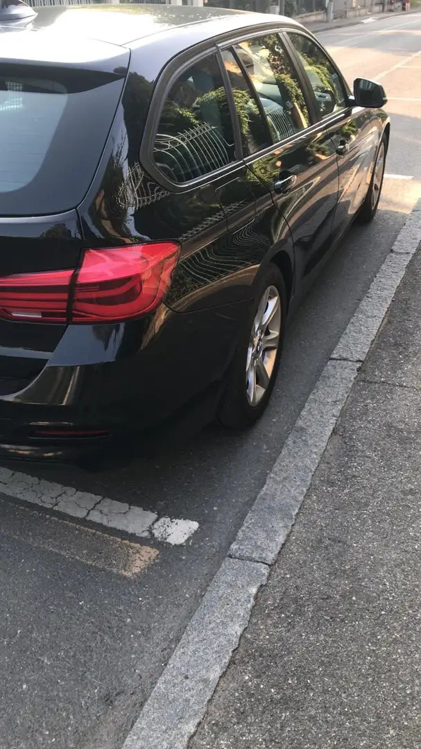 BMW 320 320d Touring - 2