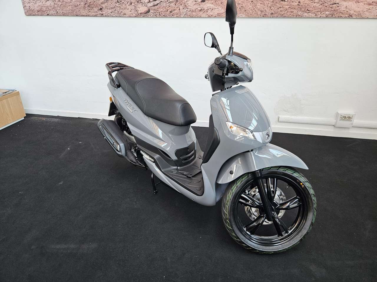 Peugeot Tweet 200 Active (2021-23)