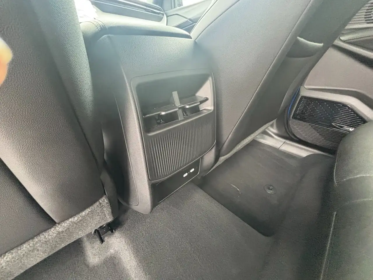 Jeep Cherokee снимка Jeep Cherokee