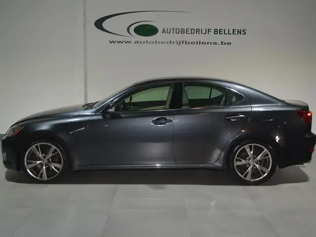 Lexus IS 250 IS 250 Aut. Luxury Line / LEDER / NAVI + CAMERA