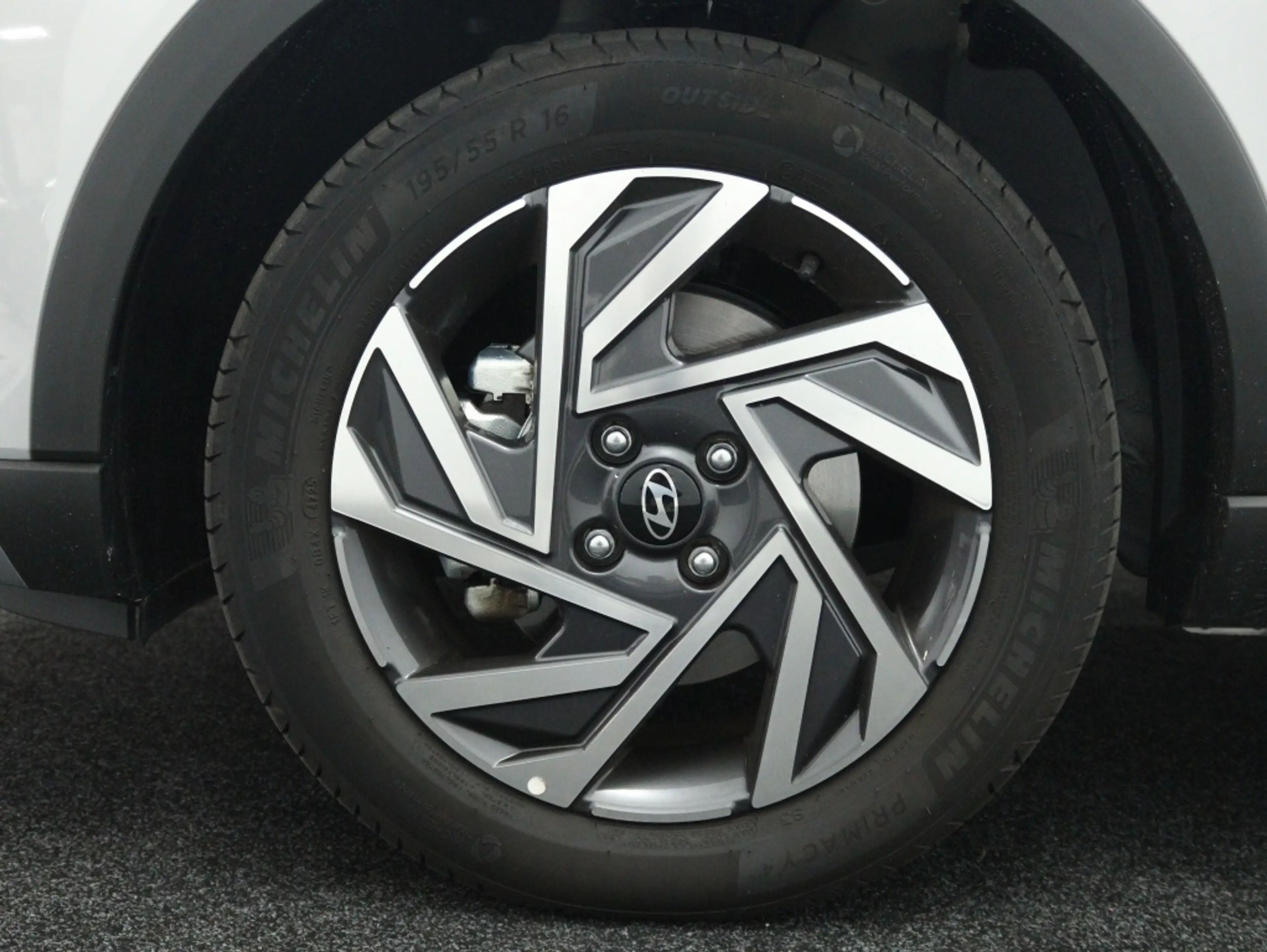 Hyundai BAYON 1.0 T-GDI Comfort | Navigatie | Camera | Cruise co — photo 5