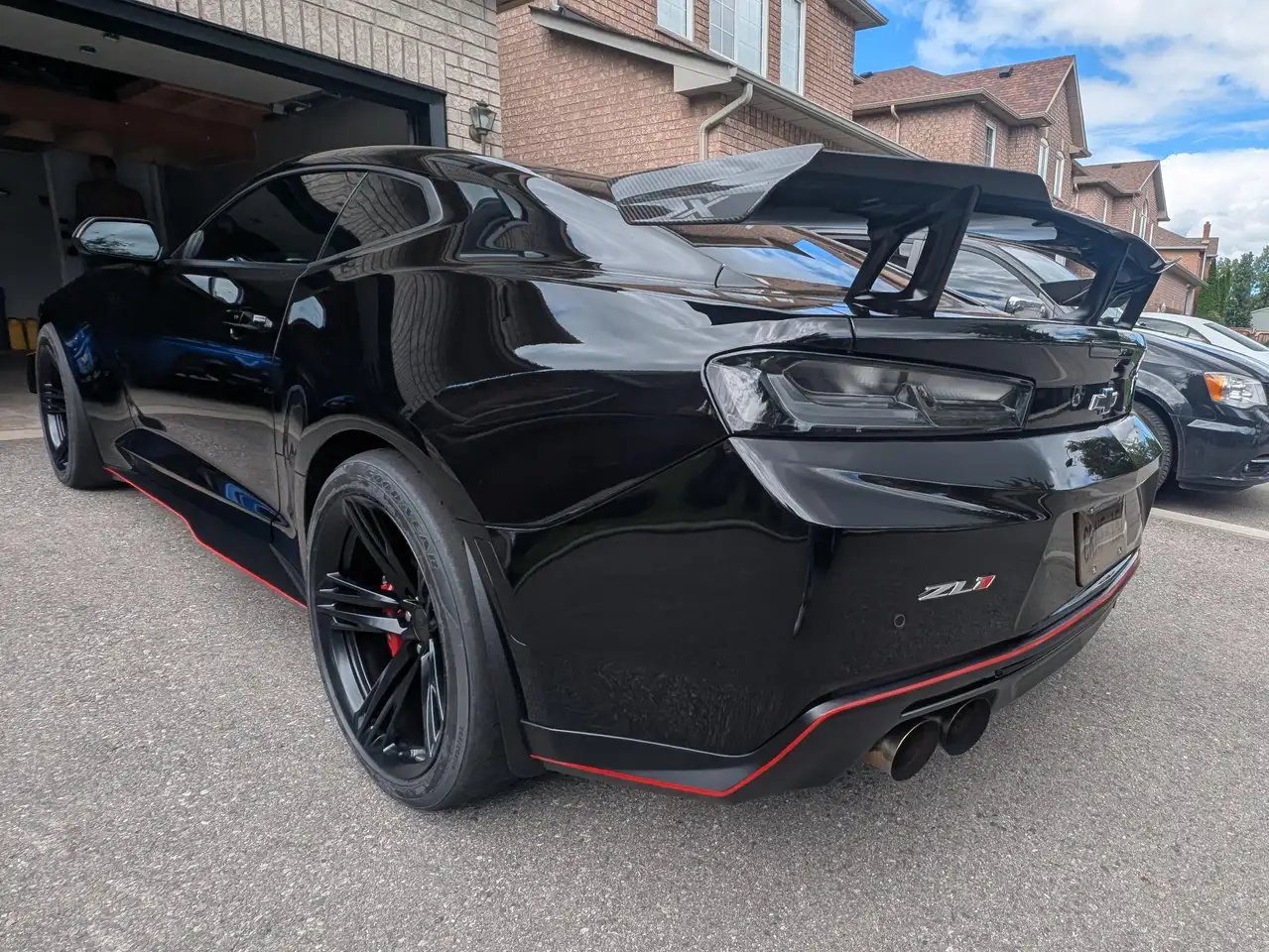 Chevrolet Camaro снимка Chevrolet Camaro