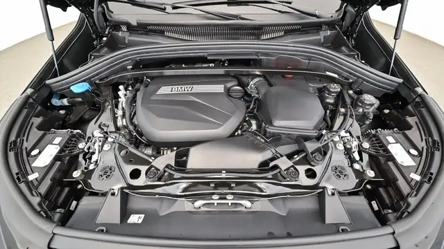 BMW X1 xDrive20d M-Sportpaket Ansicht 18