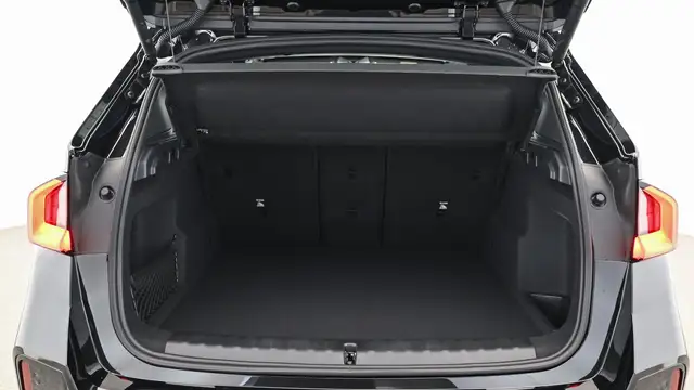 BMW X1 xDrive20d M-Sportpaket Ansicht 19