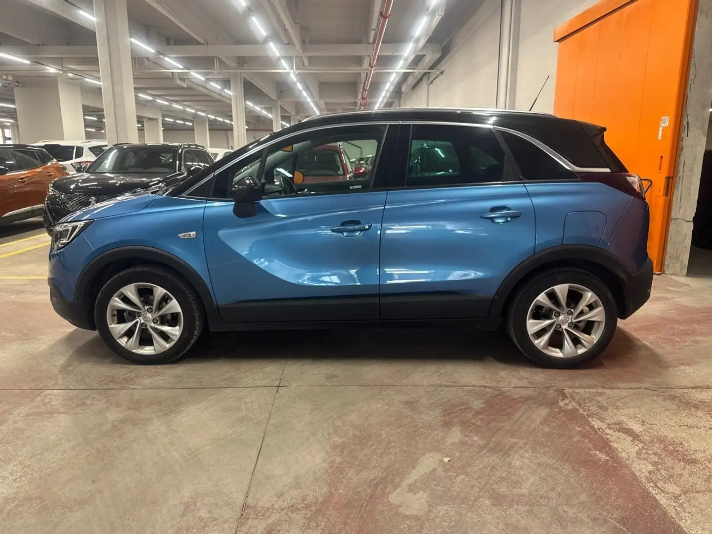 Opel Crossland X 1.6 Diesel 99cv Innovation S&S MT5 Kék - 2