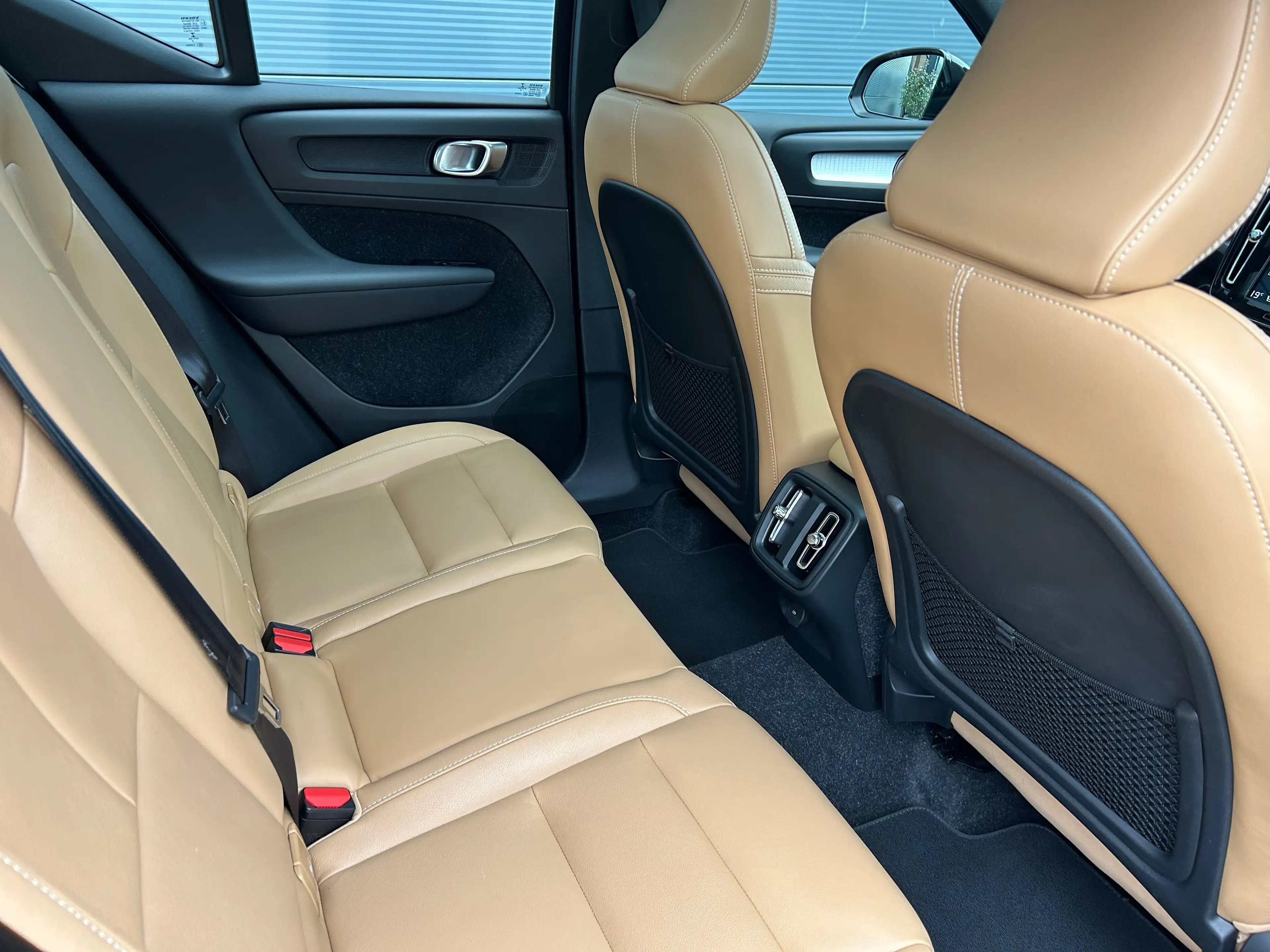 Volvo XC40 2.0 T4 Inscription | Panoramadak | Harman/Kardon | — photo 20