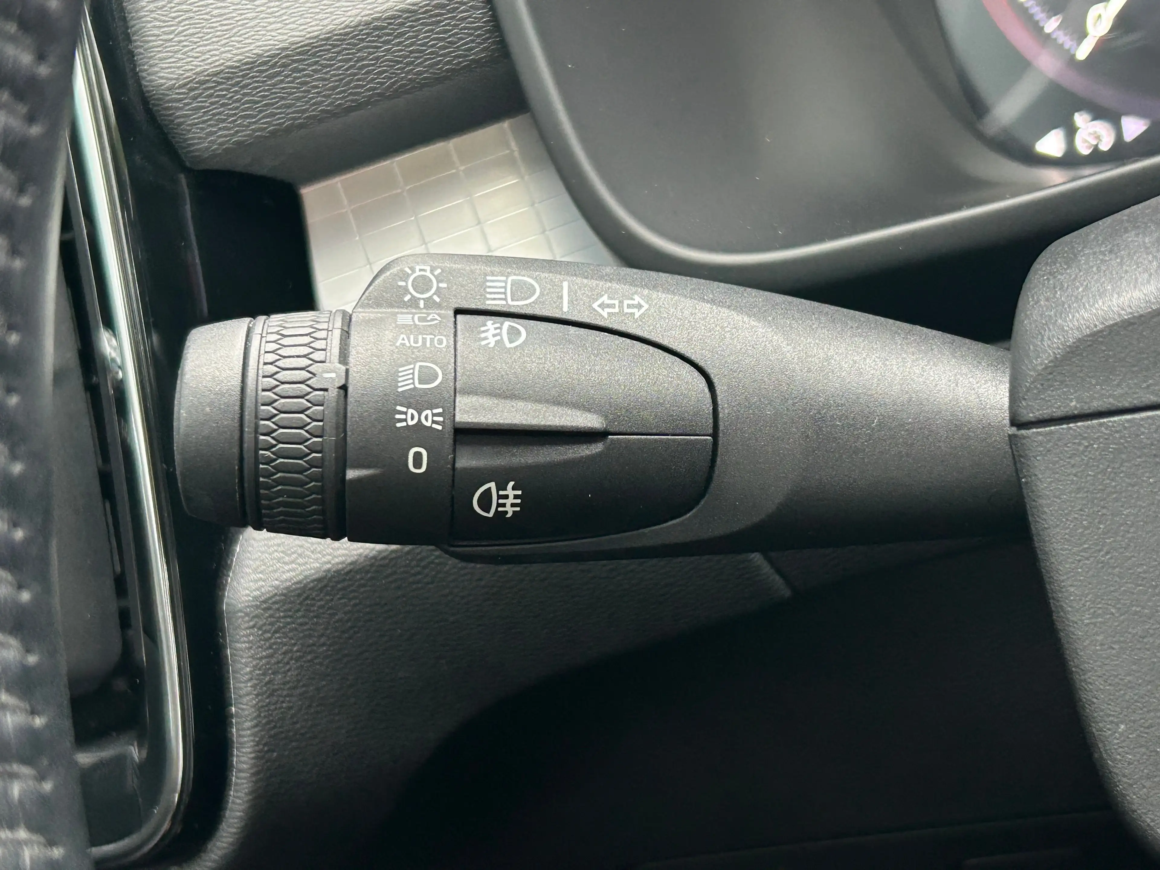 Volvo XC40 2.0 T4 Inscription | Panoramadak | Harman/Kardon | — photo 15