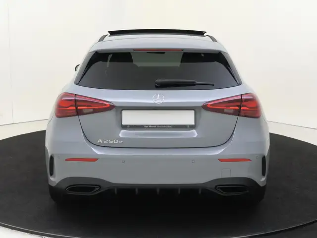 Mercedes-Benz A-Class view 3