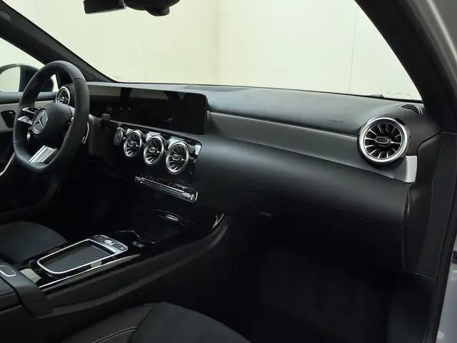Mercedes-Benz A-Class view 6