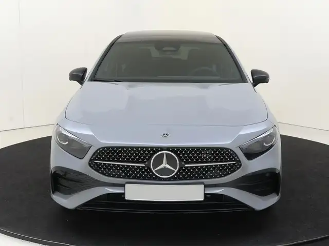 Mercedes-Benz A-Class view 4