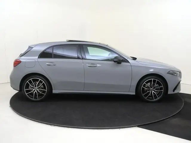 Mercedes-Benz A-Class view 8
