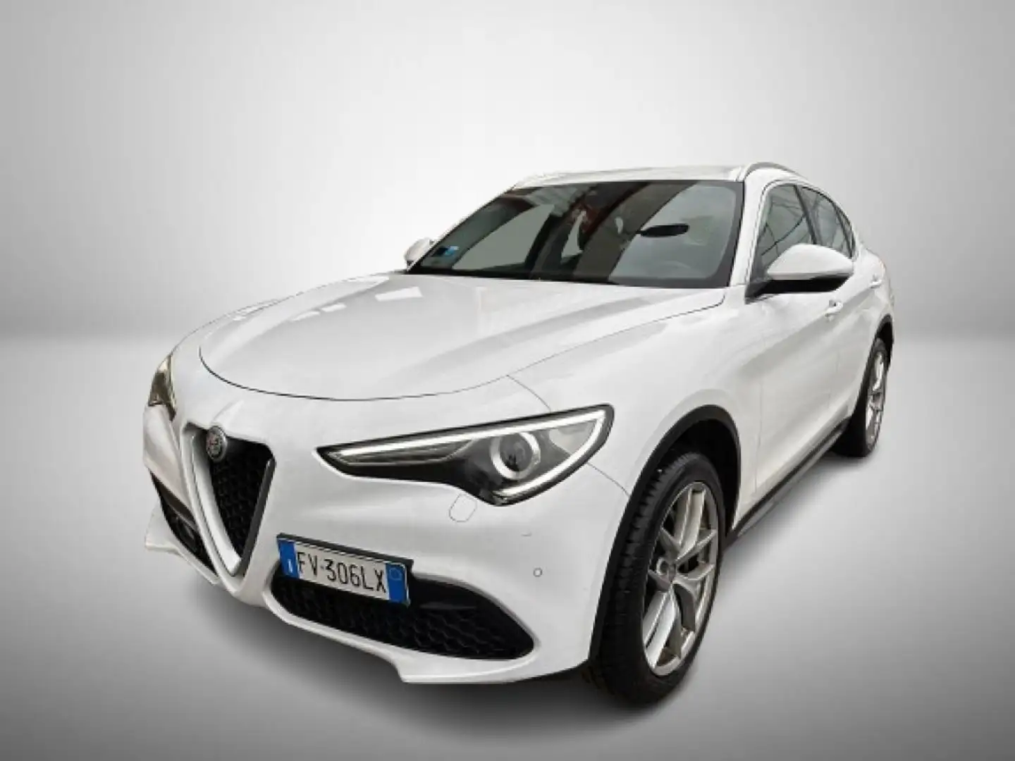 Alfa Romeo Stelvio 2.2 Turbodiesel 190 CV AT8 Q4 Executive Bianco - 1
