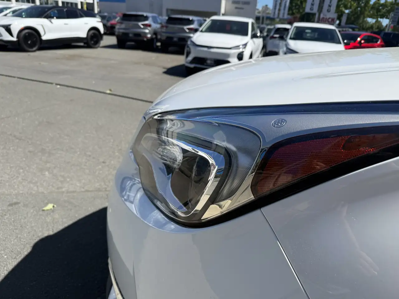Buick Envision photo Buick Envision