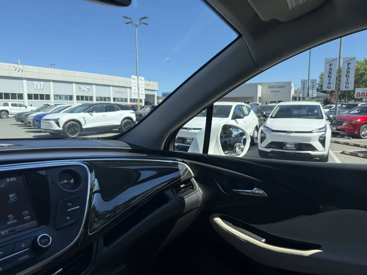Buick Envision photo Buick Envision
