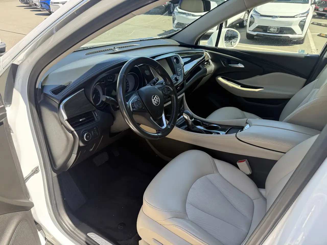 Buick Envision photo Buick Envision