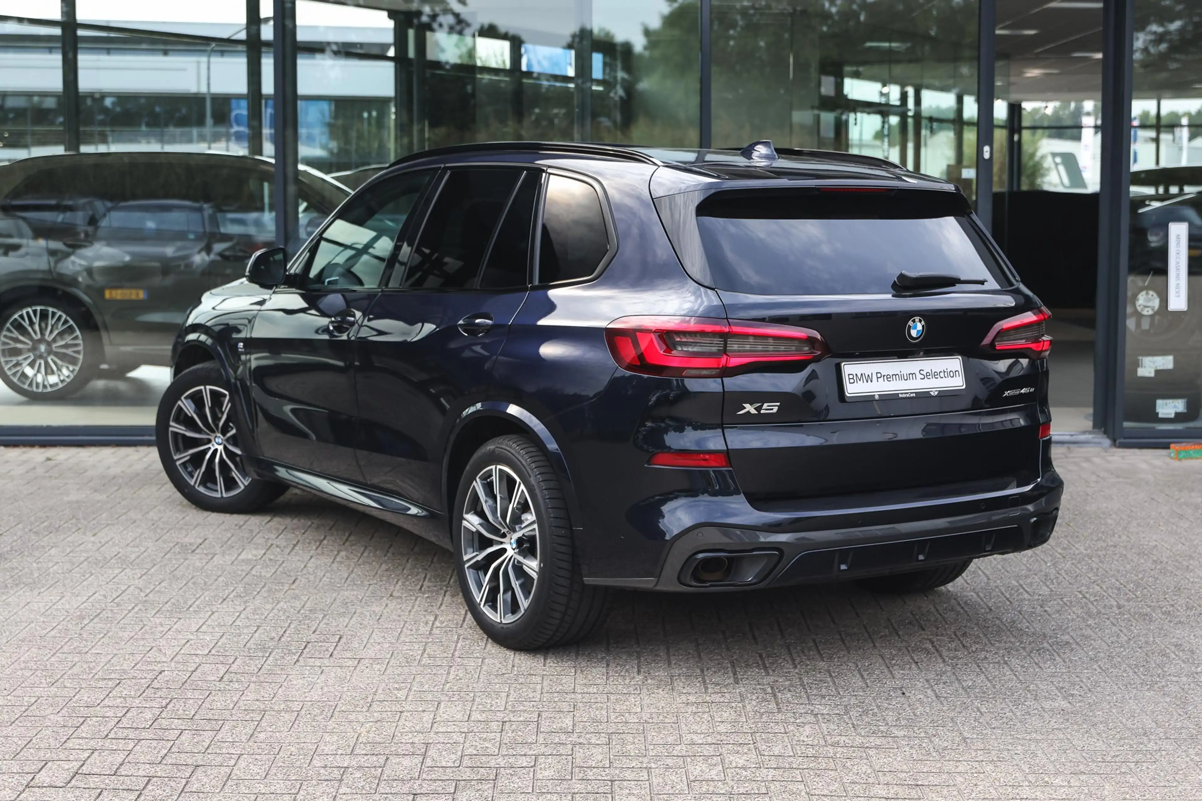 BMW X5 xDrive45e High Executive M Sport Automaat / Panora — photo 2