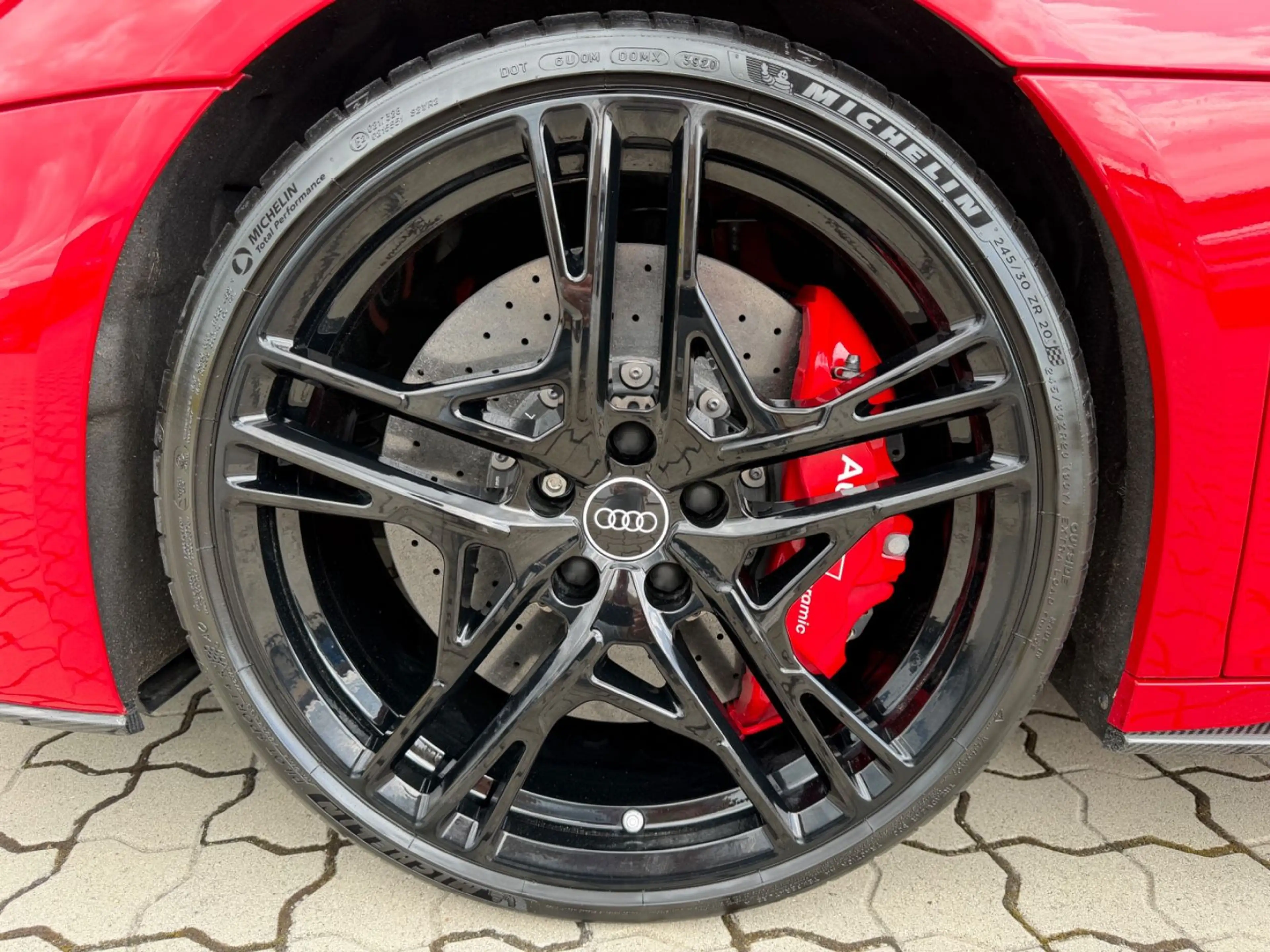 Audi R8 Coupe 5.2 V10 Performance !Carbon, Exclusive! — photo 4