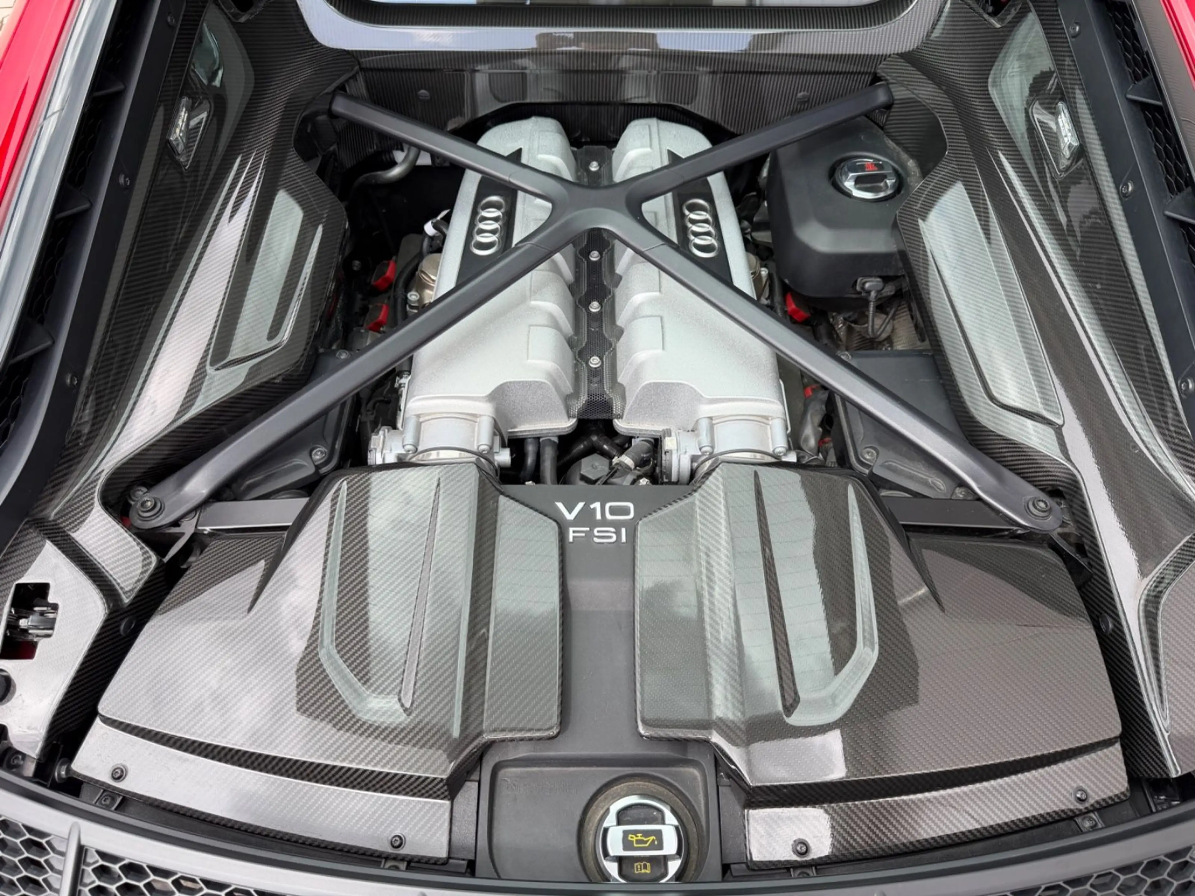 Audi R8 Coupe 5.2 V10 Performance !Carbon, Exclusive! — photo 12