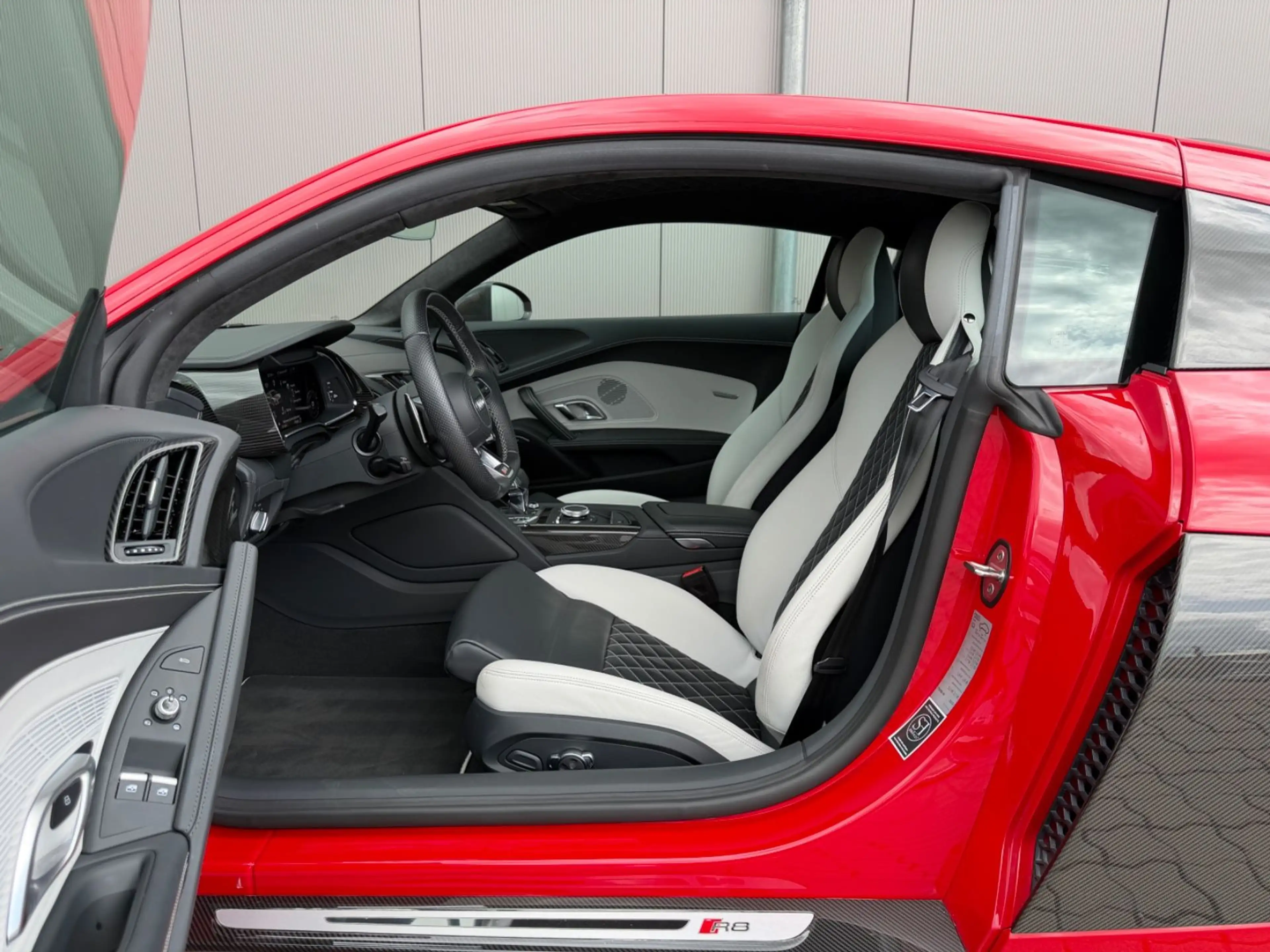 Audi R8 Coupe 5.2 V10 Performance !Carbon, Exclusive! — photo 7