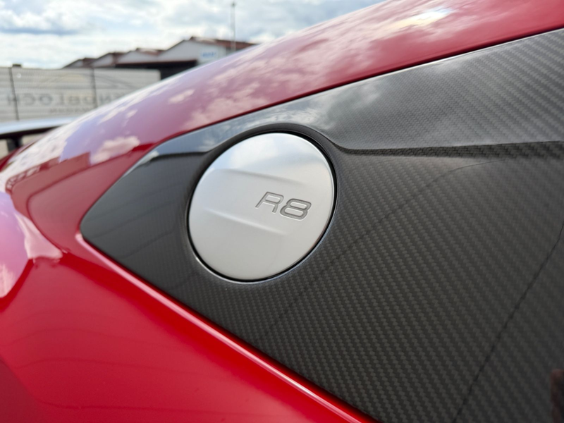 Audi R8 Coupe 5.2 V10 Performance !Carbon, Exclusive! — photo 13