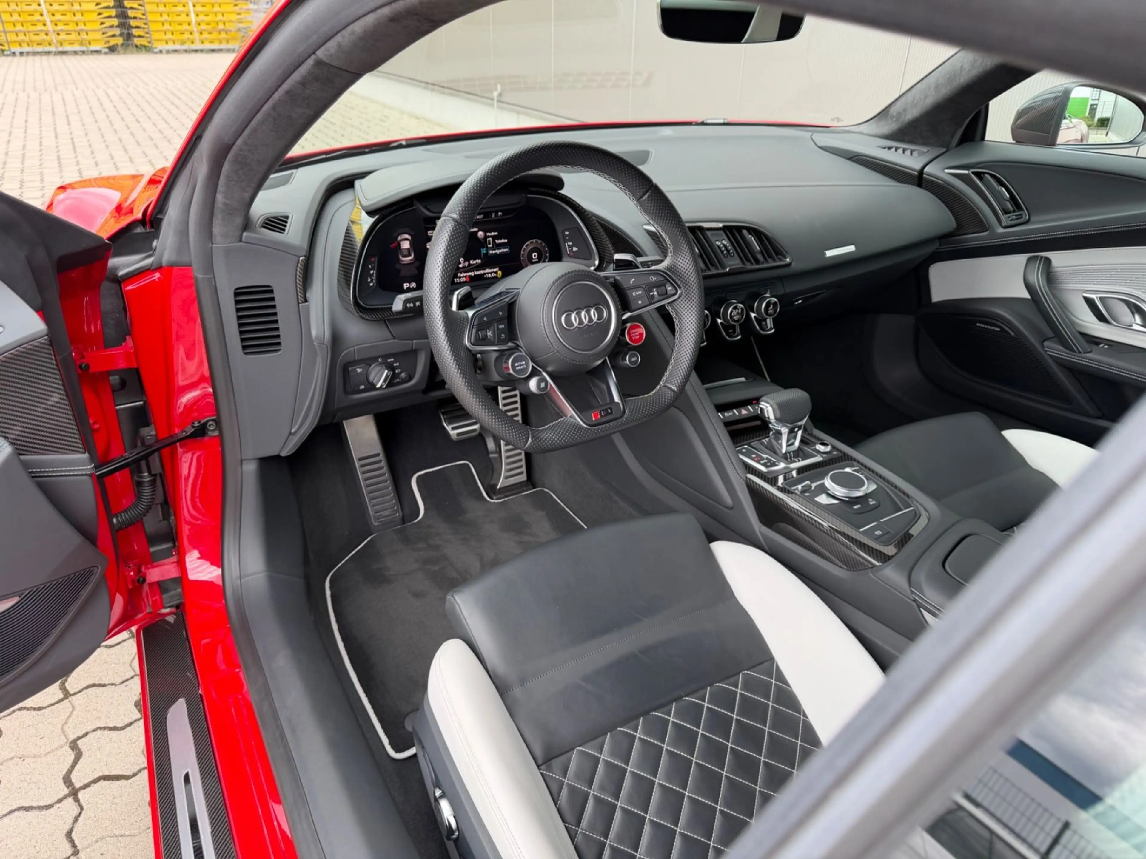 Audi R8 Coupe 5.2 V10 Performance !Carbon, Exclusive! — photo 6