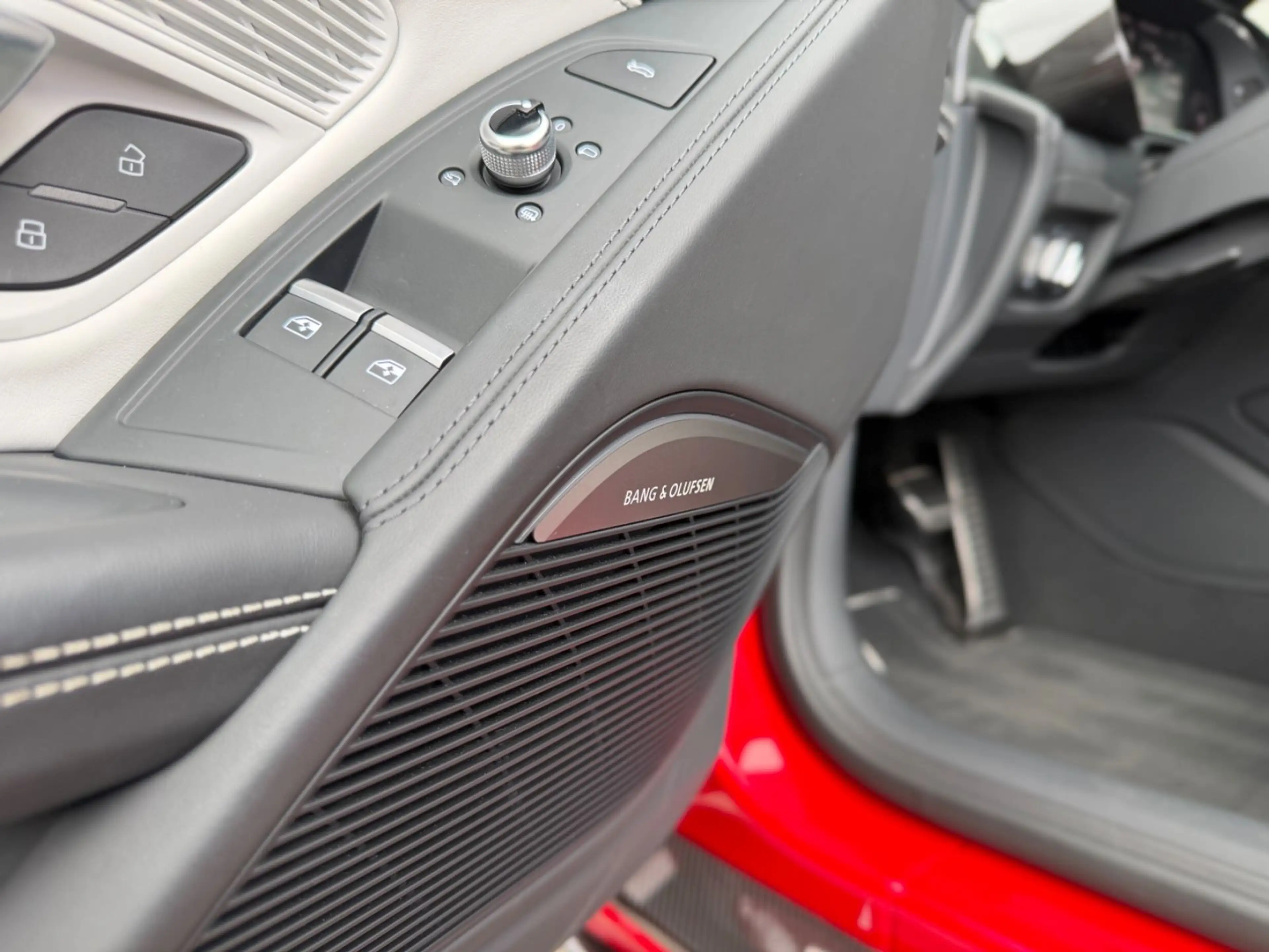 Audi R8 Coupe 5.2 V10 Performance !Carbon, Exclusive! — photo 9