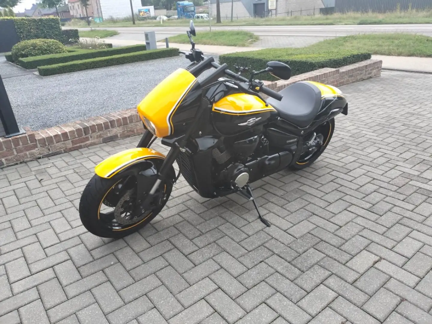Suzuki Boulevard 1800r Boss Jaune - 2