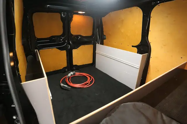 Opel Vivaro-E view 24