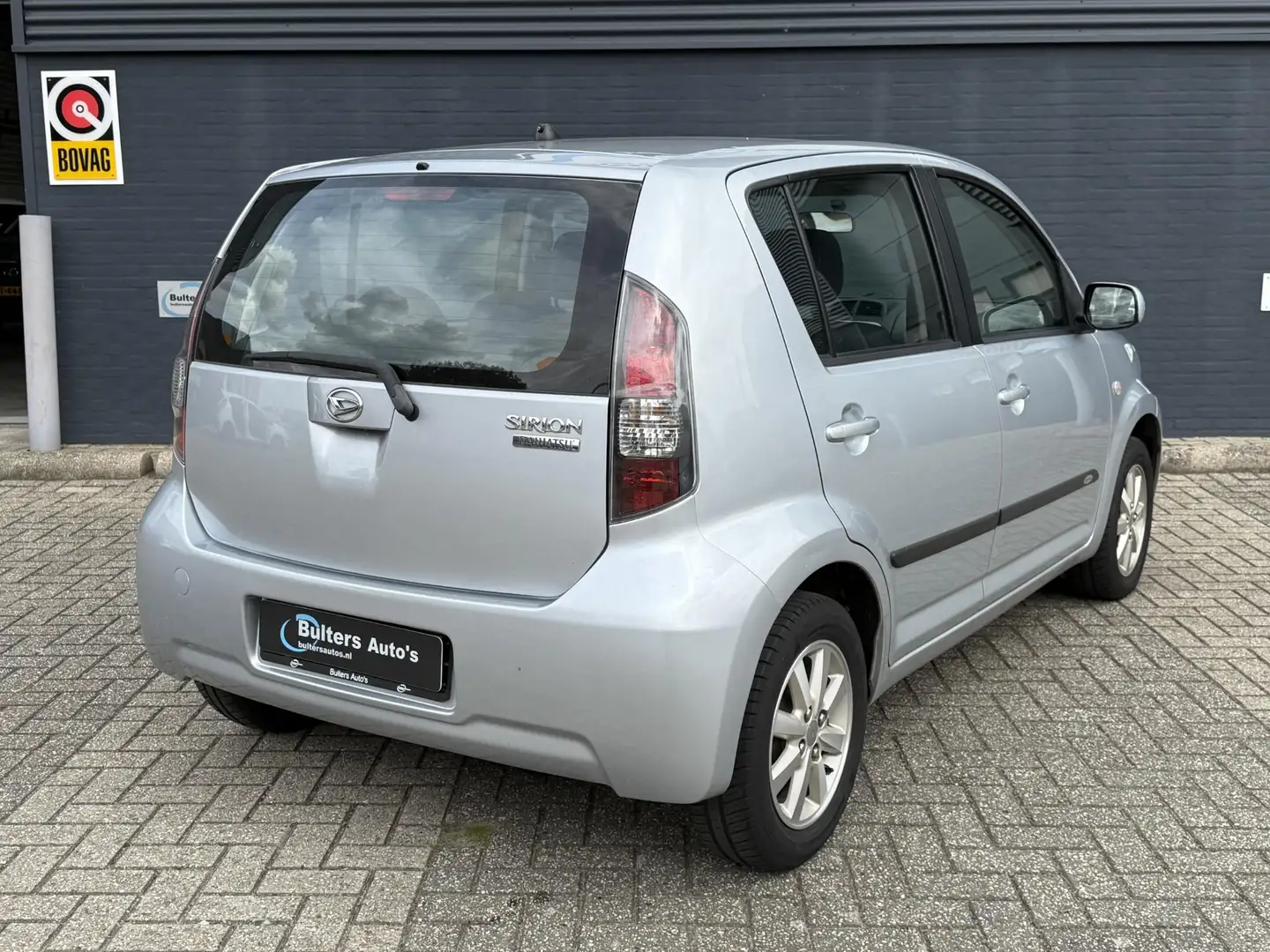 Daihatsu Sirion 2 1.3-16V Prestige AUTOMAAT | AIRCO Grijs - 2