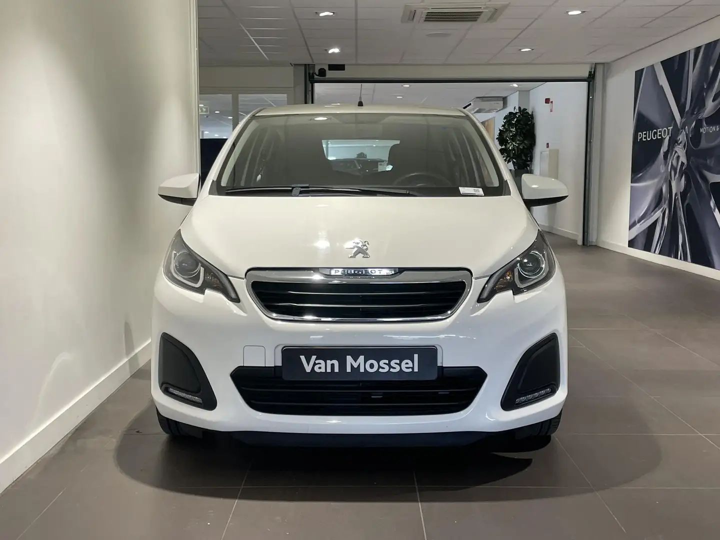 Peugeot 108 1.0 e-VTi Active | Airco | Elektrische ramen | Zui Blanco - 2