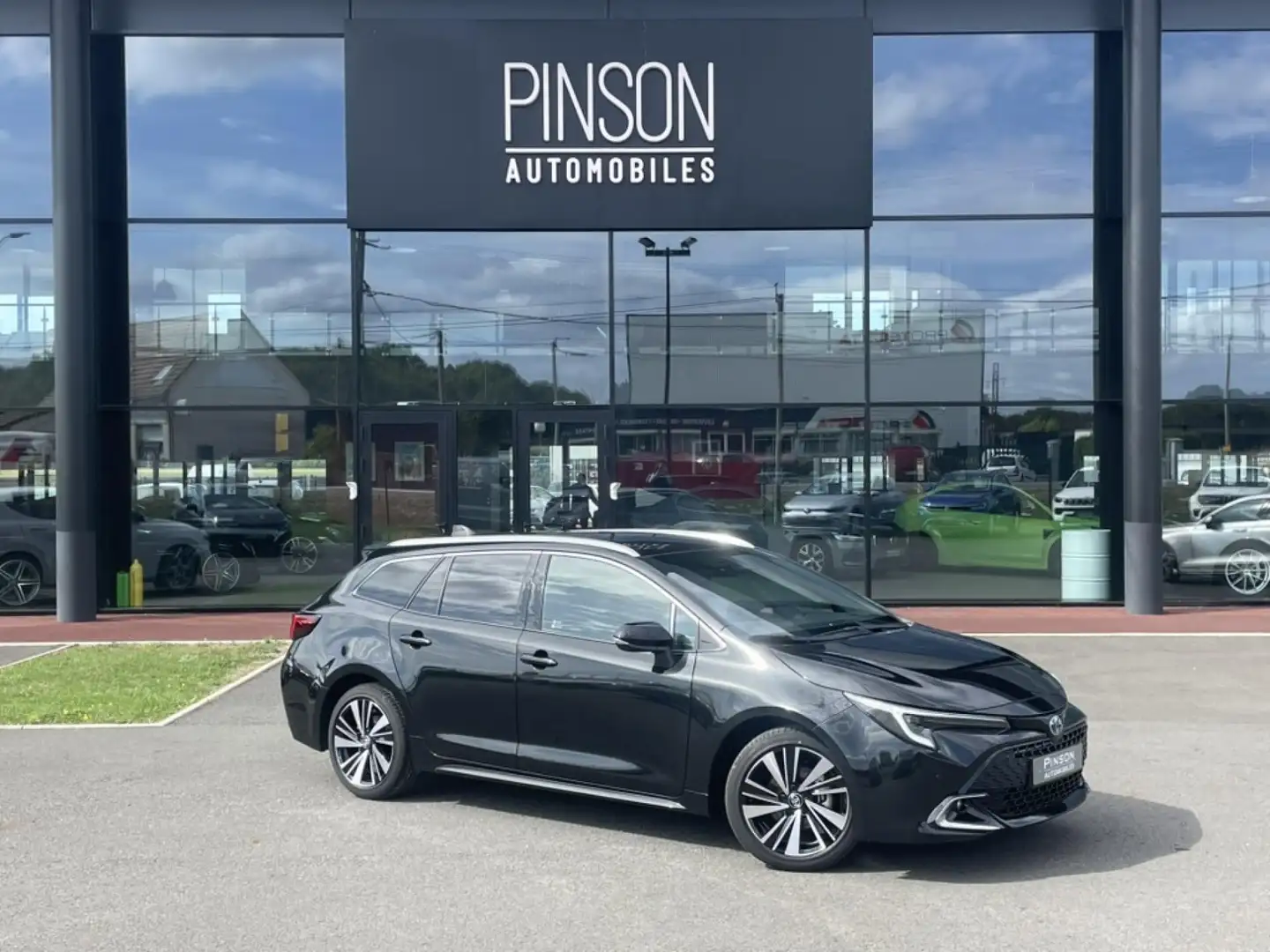 Toyota Corolla Corolla Touring Sports 1.8 Hybrid 140 - BV e-CVT TOURING SPORTS 2019 BREAK Dynamic PHASE 2 Schwarz - 1