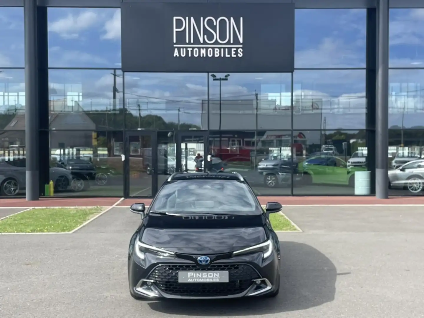 Toyota Corolla Corolla Touring Sports 1.8 Hybrid 140 - BV e-CVT TOURING SPORTS 2019 BREAK Dynamic PHASE 2 Schwarz - 2