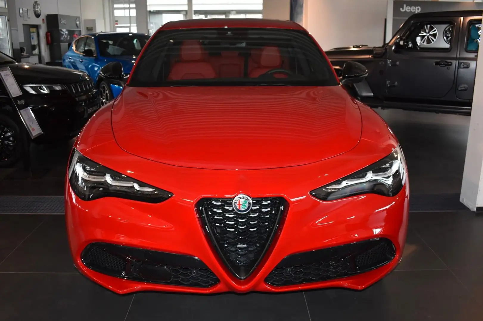 Alfa Romeo Stelvio Veloce Q4 Червоний - 2