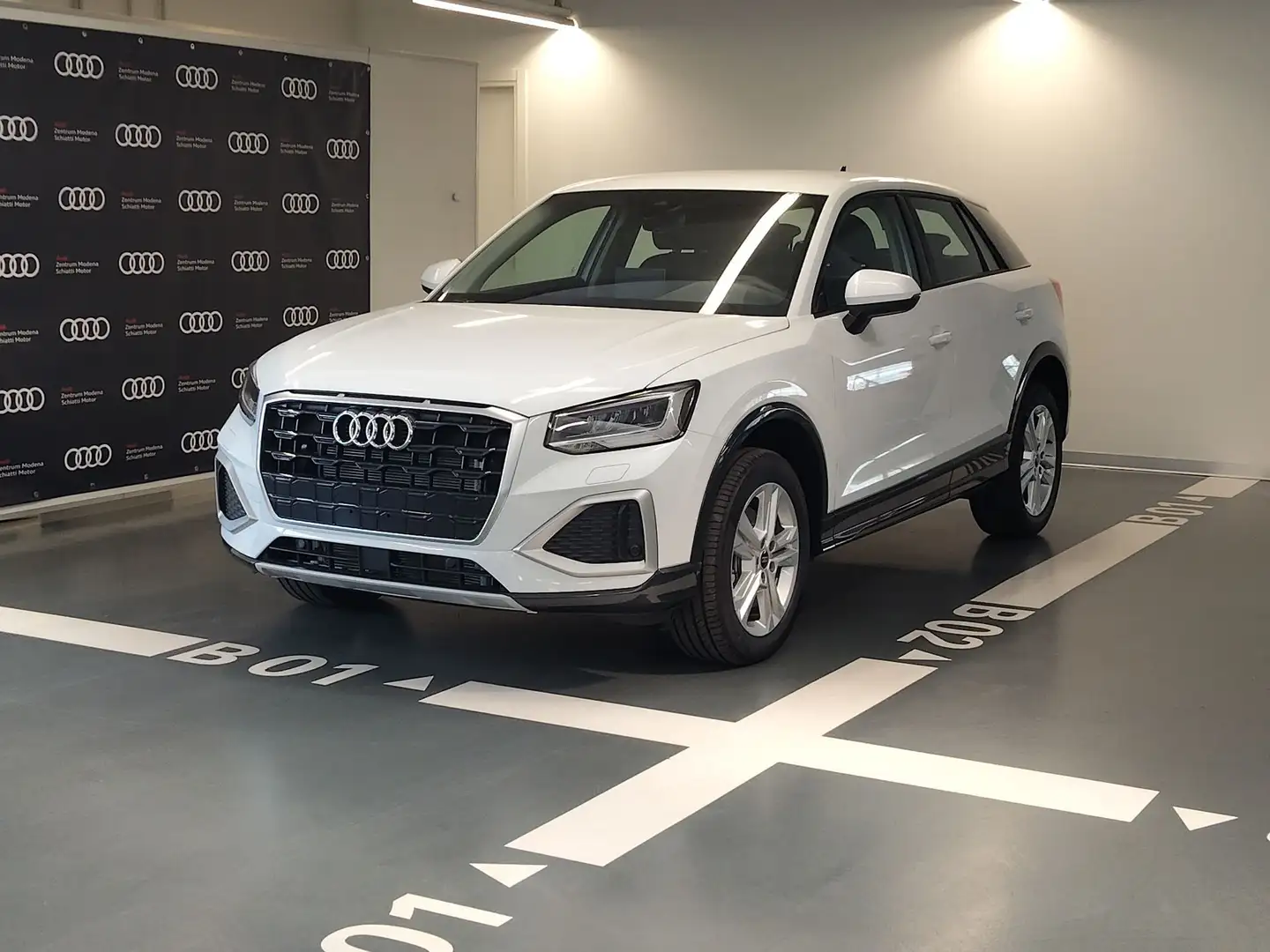 Audi Q2 35 TDI S tronic Business Advanced Blanc - 1