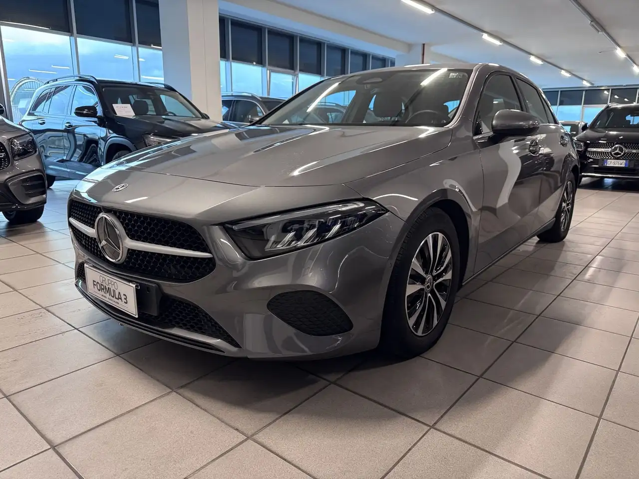 Mercedes-Benz A 180