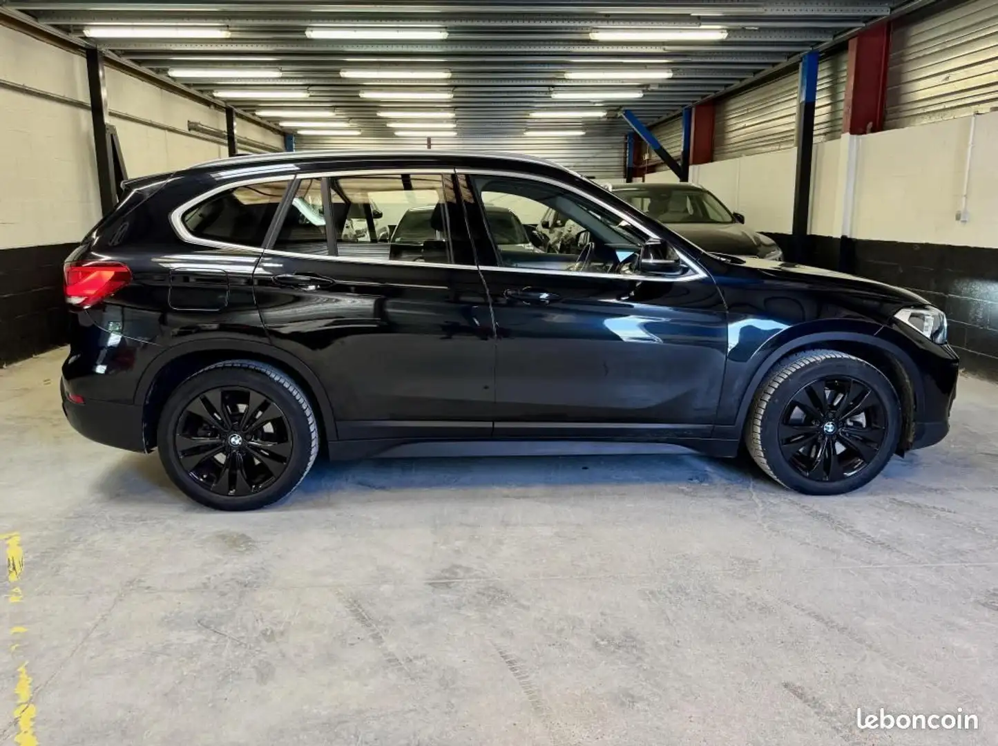 BMW X1 F48 LCI xDrive 25e 25ea Hybrid PHEV 220 ch BVA6 Bu Noir - 2