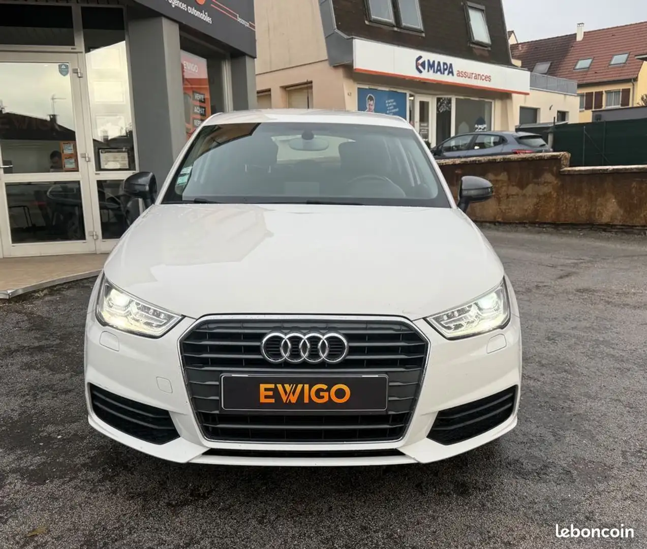 Audi A1 1.0 tfsi 95 ch ultra Blanc - 2