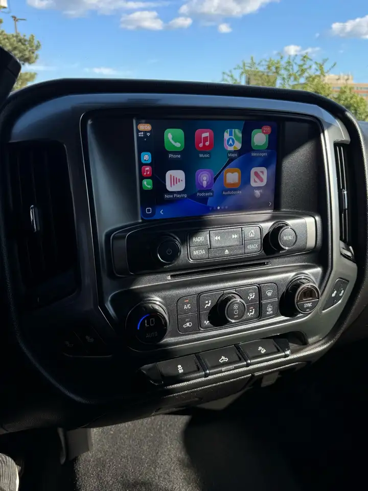 Chevrolet Silverado 1500 снимка Chevrolet Silverado 1500